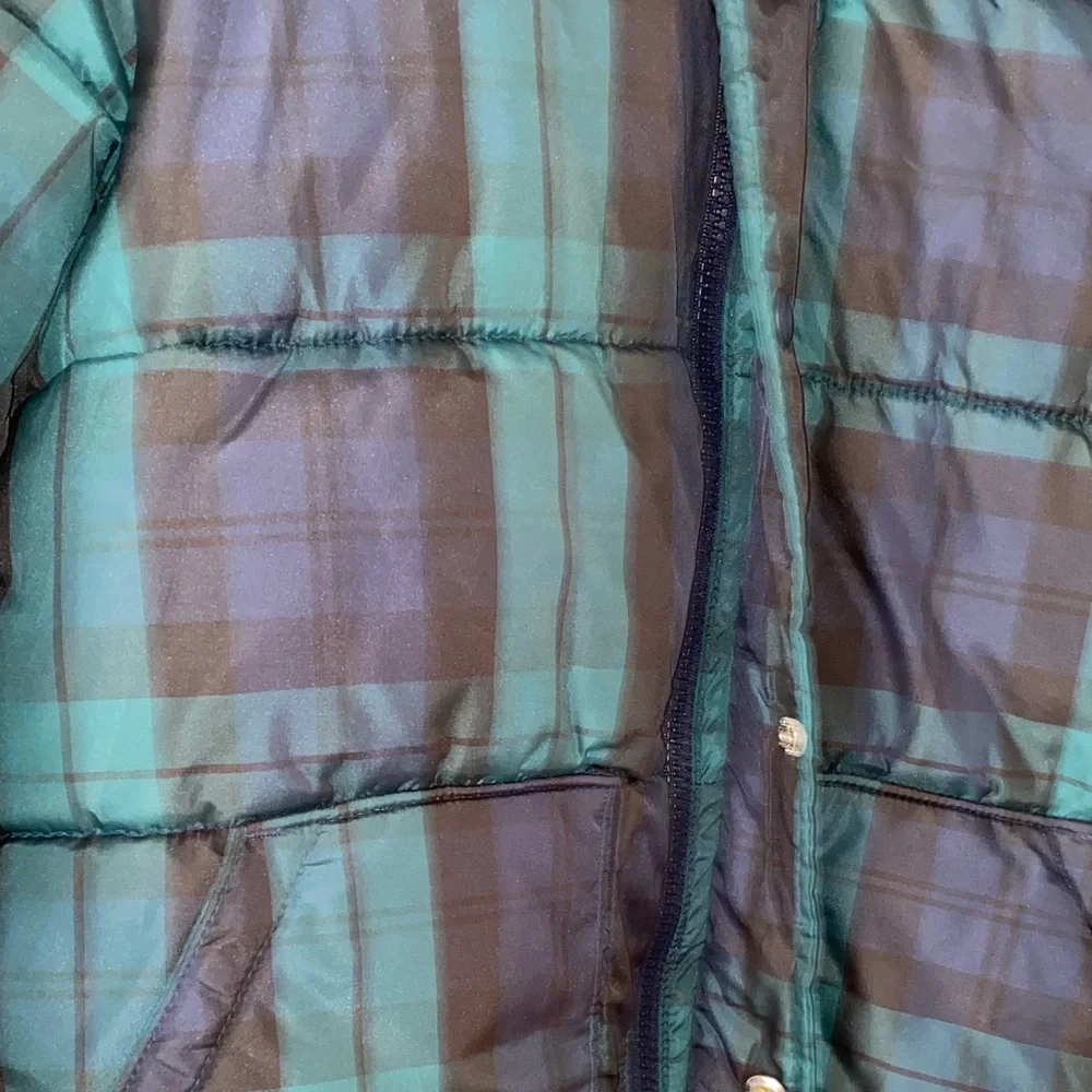 GAP Kids Navy & Green Plaid Fleece-lined Puffer Jacket. Size Large